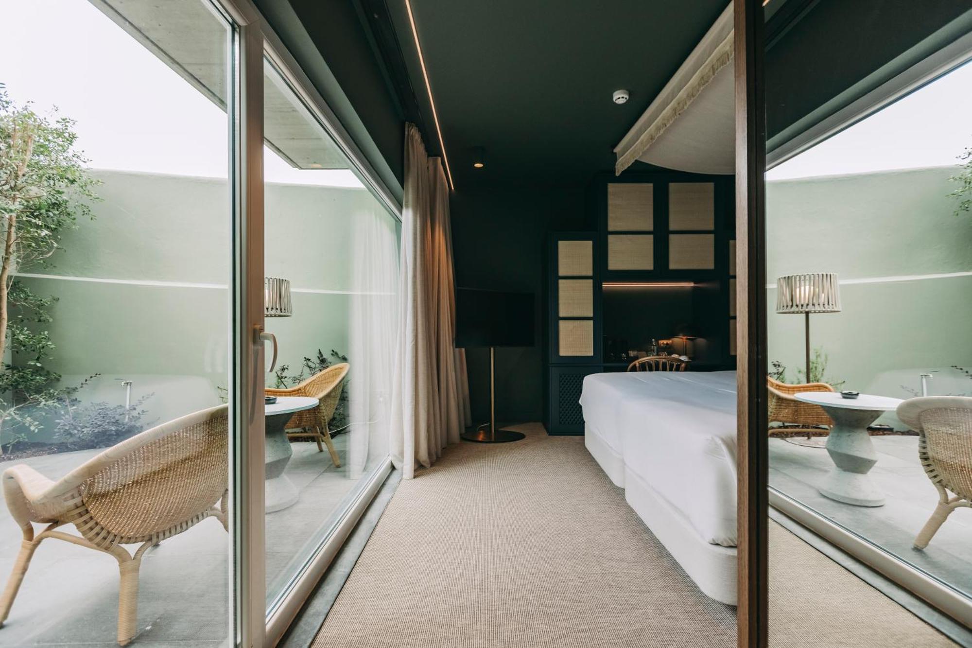 Superior Double or Twin Room Terrace